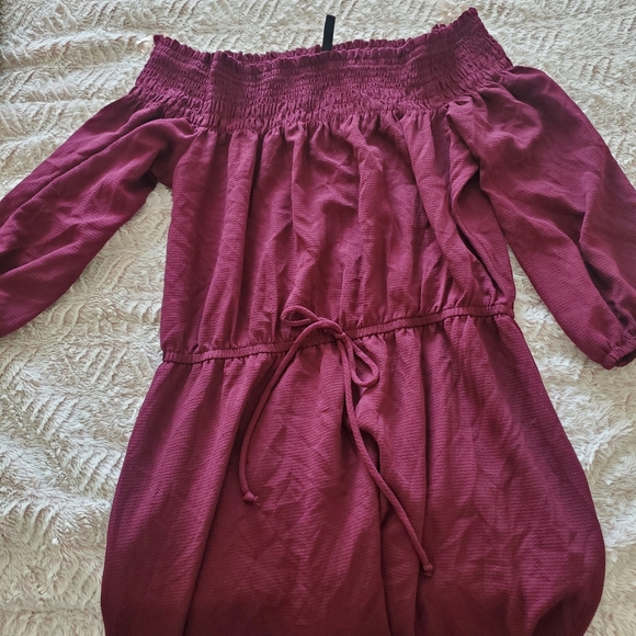 Maroon romper - Picture 3 of 5
